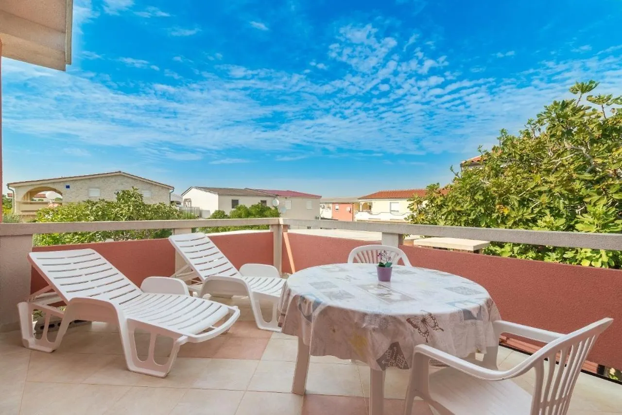 Studio Vir 16768A Croatia
