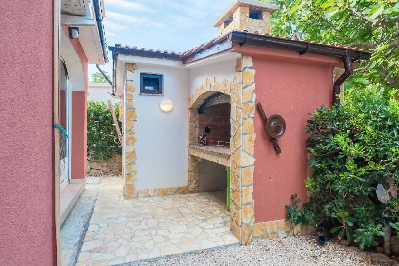 Studio Vir 16768A Croatia